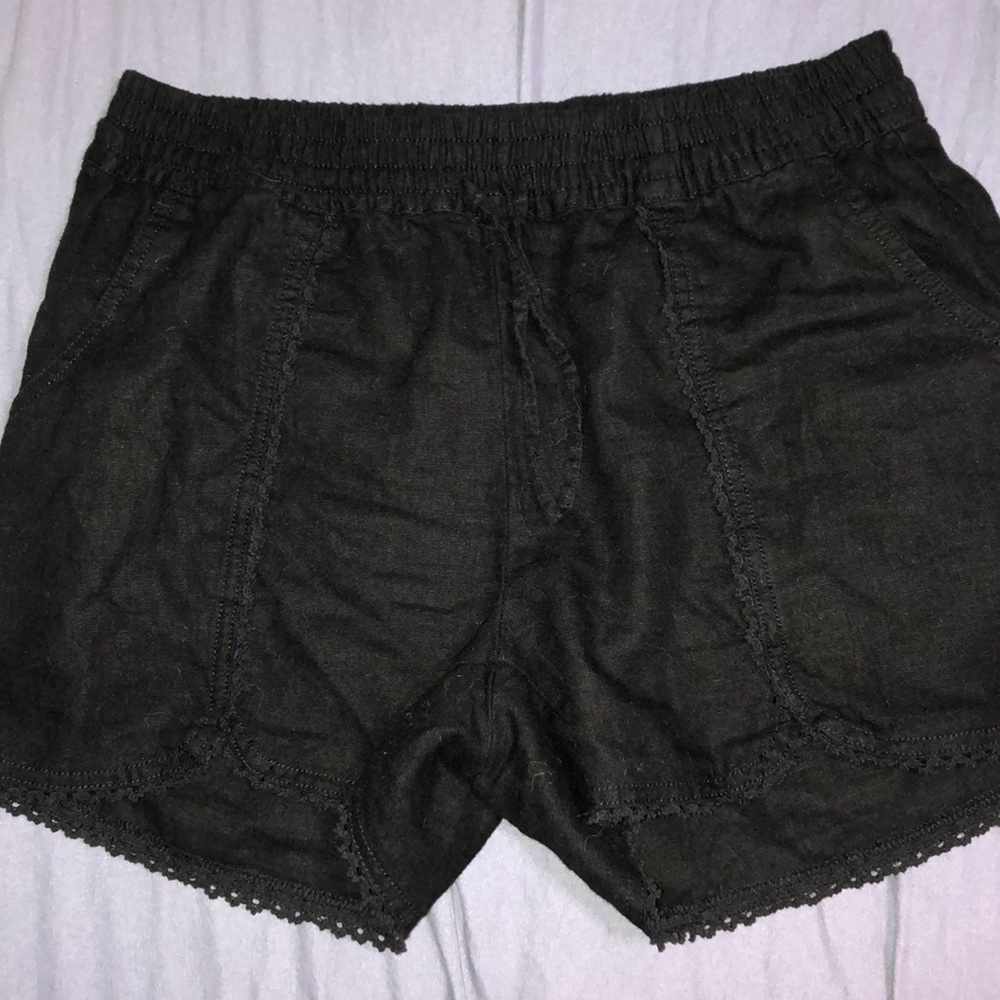 🐝Black shorts🐝